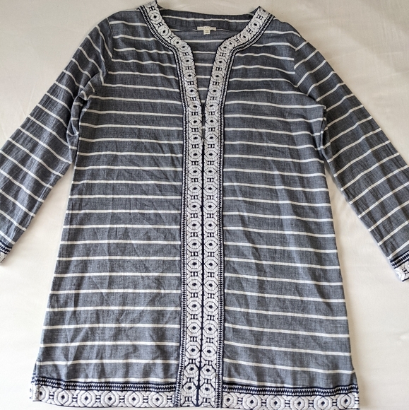 Soft Joie Embroidered Long Sleeve Tunic Top Navy Blue and White Stripes - Picture 2 of 11